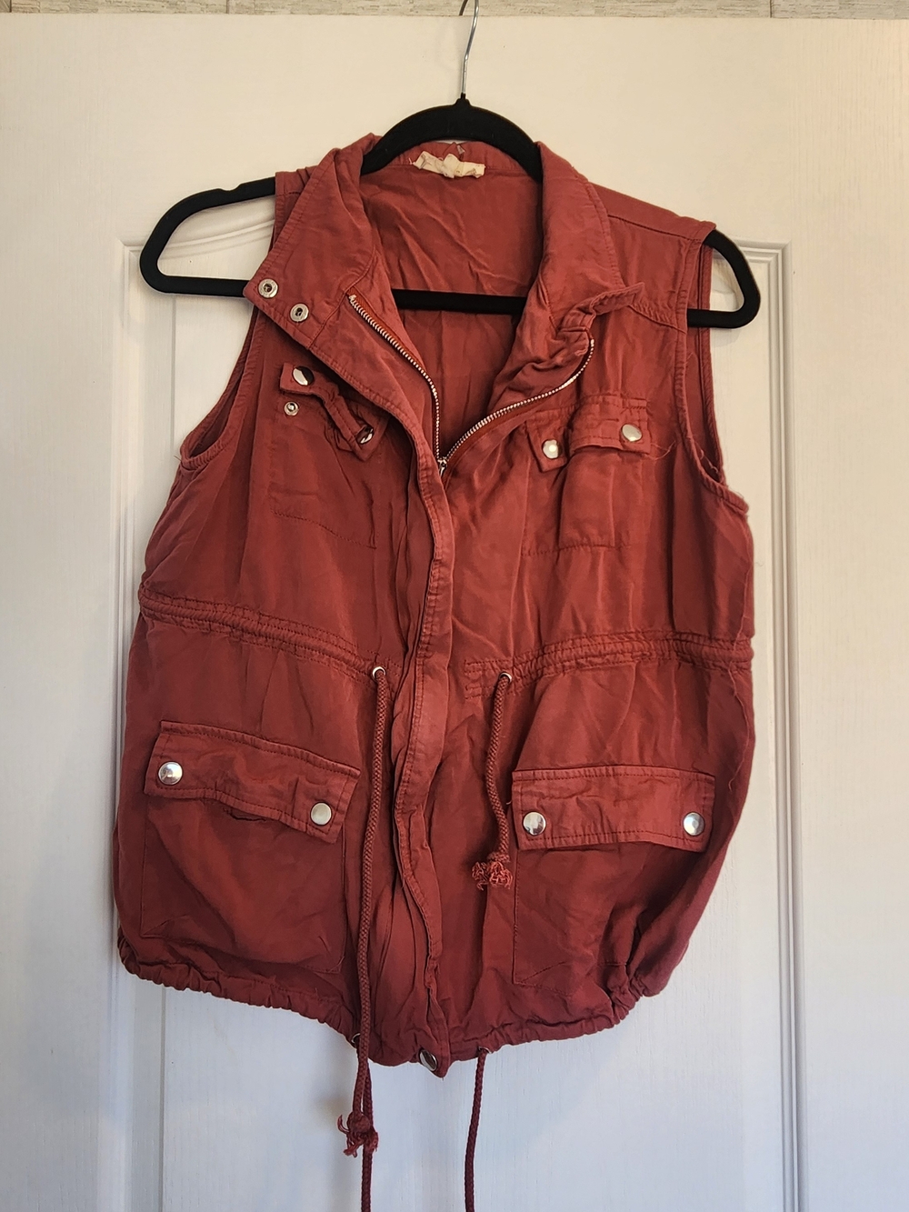 entro Dark Rose Colored Sleeveless Utility Vest L Euc